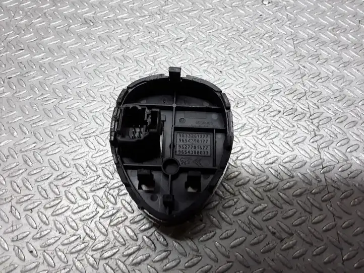 Citroen C5 (2004 - 2008) 9633261277 Включатель регулировки высоты / жесткости ходовой части — фото 2