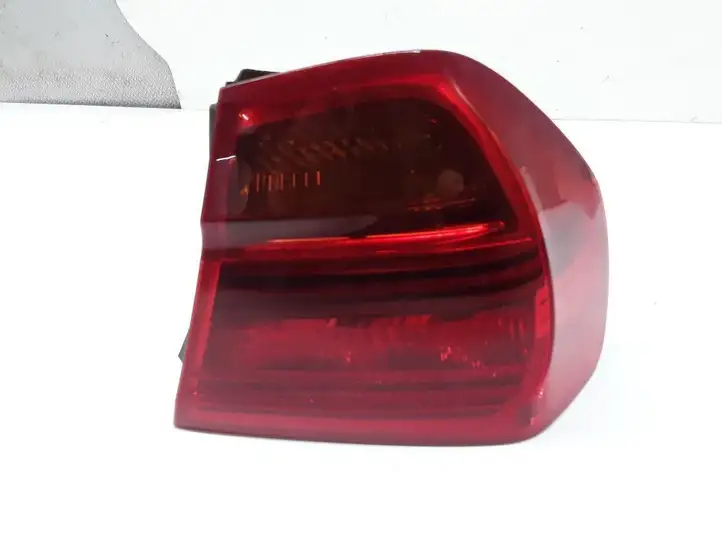 BMW 3 E90 E91 (2005 - 2012) 693745827 Задний фонарь в кузове — фото 1
