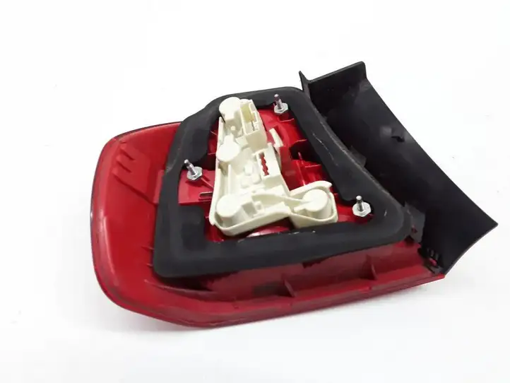 BMW 3 E90 E91 (2005 - 2012) 693745827 Задний фонарь в кузове — фото 3