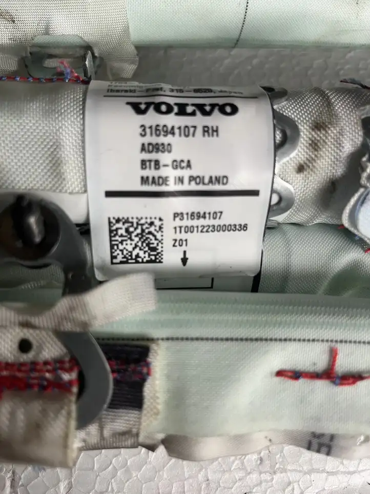 Volvo XC90 (2019 - ) 31694107 Боковая подушка безопасности шторка — фото 2