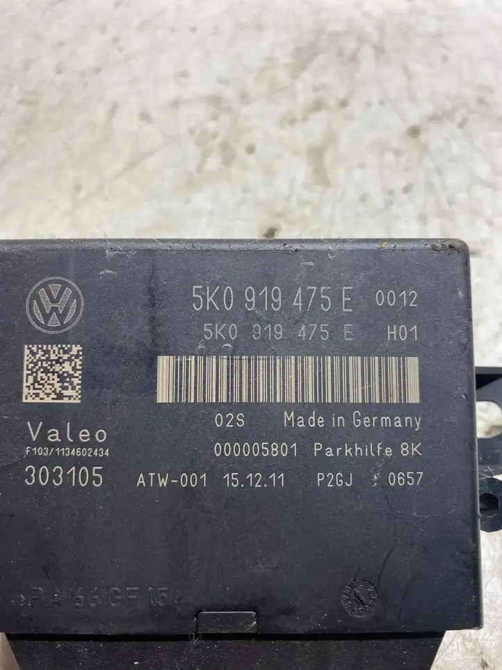Volkswagen Golf VI (2009 - 2013) 5K0919475E Блок управления парктрониками — фото 4