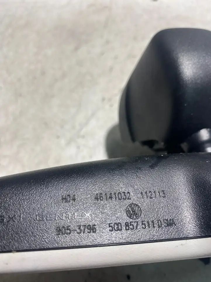 Skoda Octavia Mk3 (5E) (2013 - 2019) 5G0857511D Салонное зеркало заднего вида — фото 5