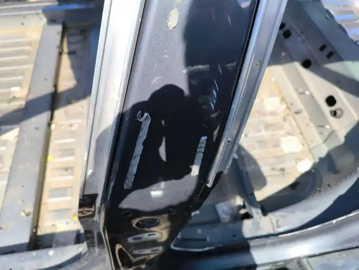 Tesla Model S (2012 - 2016) Средняя стойка кузова (B) — фото 5