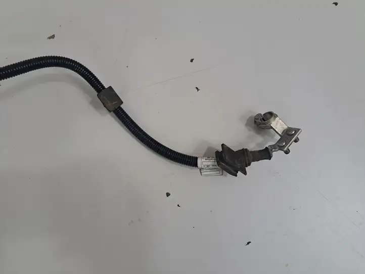 BMW X1 F48 F49 (2015 - 2022) 8594489 Плюсовой провод аккумулятора — фото 3