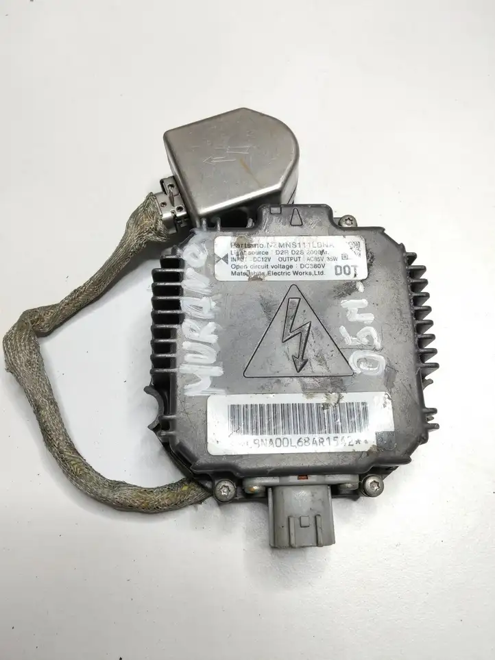 Nissan Murano Z50 (2002 - 2008) NZMNS111LBNA Блок розжига ксенона — фото 1