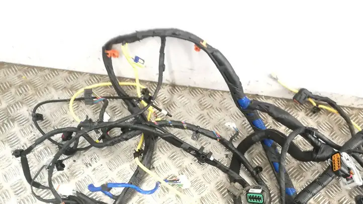 Kia Sportage (2016 - 2018) 91700F1101 Прочая электропроводка — фото 4