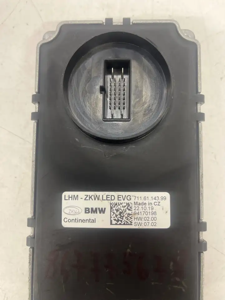 BMW X6 F16 (2014 - 2017) 7116114399 Блок розжига ксенона — фото 3