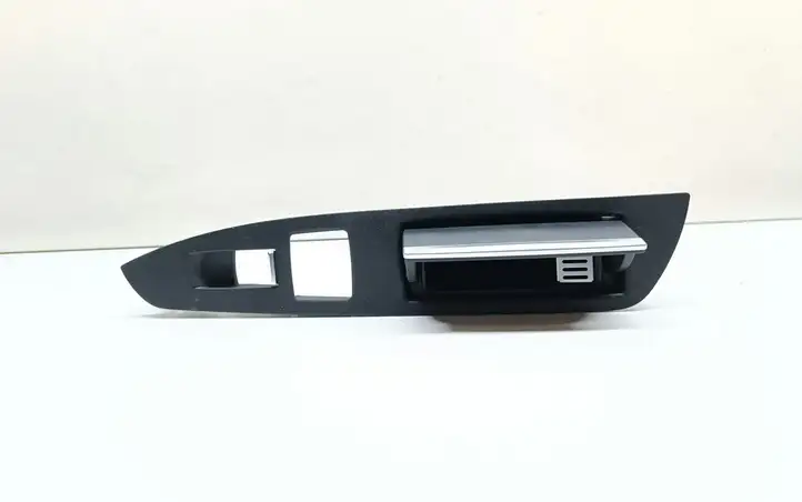 BMW 7 F01 (2008 - 2016) 9153398 Дверная пепельница — фото 1