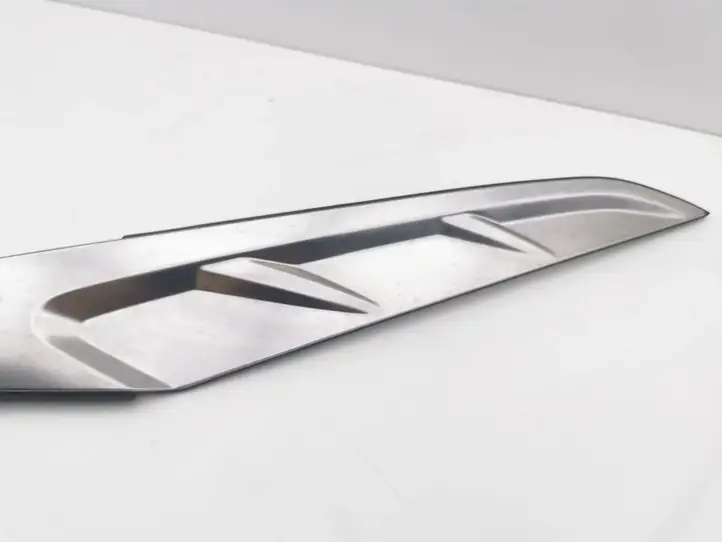 Hyundai Tucson IV NX4 (2020 - ) Облицовка заднего бокового стекла — фото 4