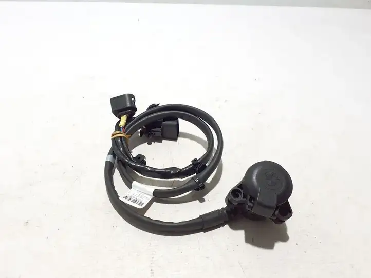 BMW 3 G20 G21 (2019 - ) 303414321016 Реле крюка для прицепа — фото 2