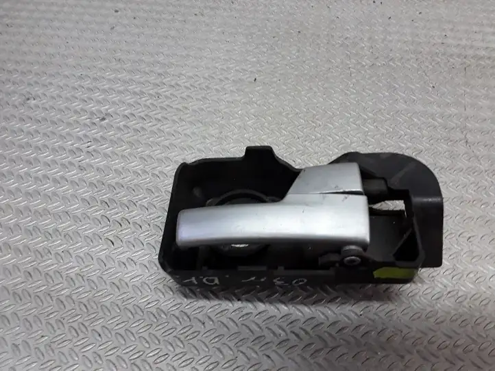 Ford Mondeo Mk III (2000 - 2007) 1S71F22600AF Внутренняя ручка двери — фото 1