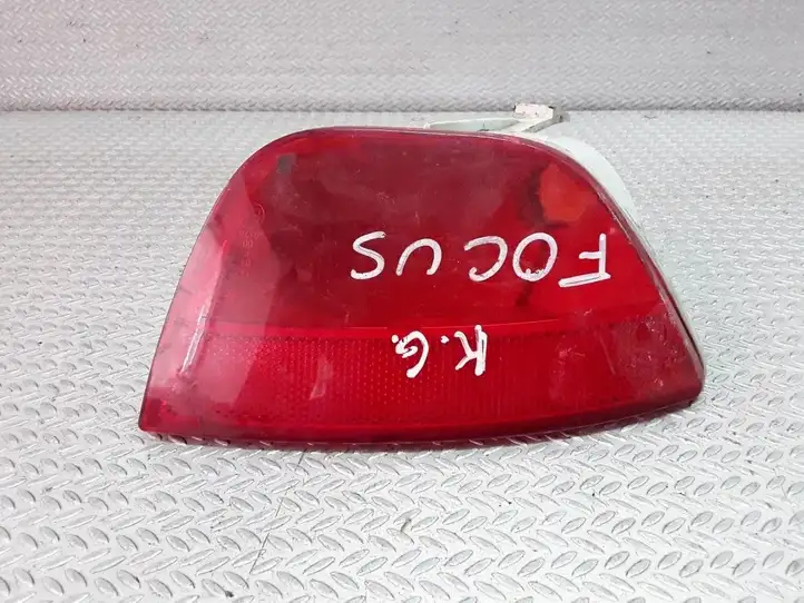 Ford Focus (1998 - 2004) 1M5115K273A Задняя противотуманная фара — фото 1