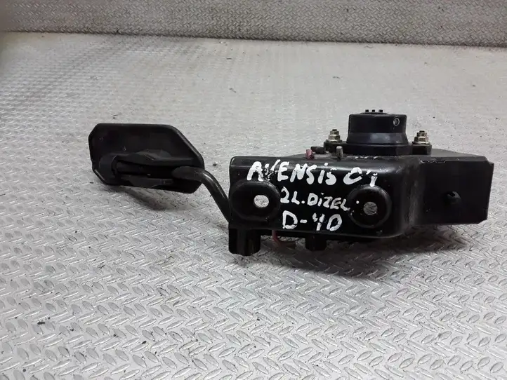 Toyota Avensis T250 (2003 - 2006) 8928152011 Педаль акселератора — фото 2
