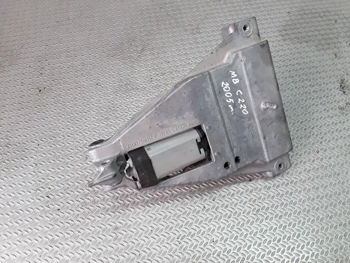 Mercedes-Benz C W203 (2000 - 2007) A2205400288 Электродвигатель регулировки рулевой колонки — фото 3