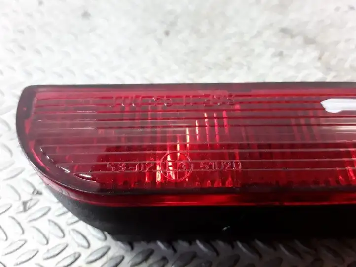 Audi A8 S8 D2 4D (1999 - 2002) S302E351020 Дополнительный стоп фонарь — фото 2