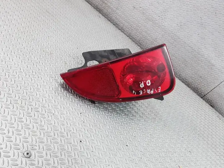 Renault Espace - Grand espace IV (2004 - 2014) 8200027154 Задняя противотуманная фара — фото 1