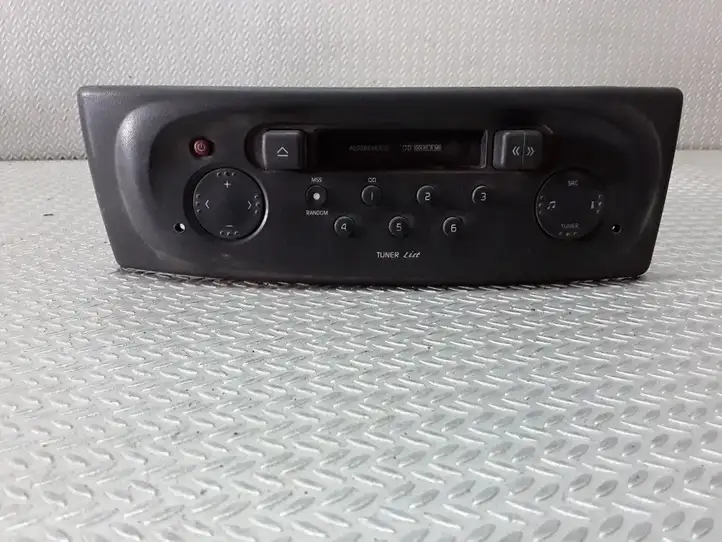 Renault Megane I (1995 - 2002) 7700434422 Магнитола / мультимедийная система — фото 1