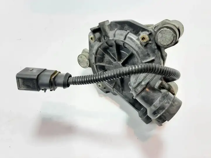 Volkswagen PASSAT B7 (2011 - 2014) 07K959253A Насос вторичного воздуха — фото 2