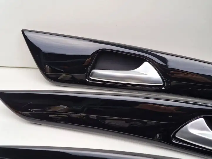 Mercedes-Benz CLS C218,X218 (2011 - 2017) Декоративная накладка передней двери — фото 2