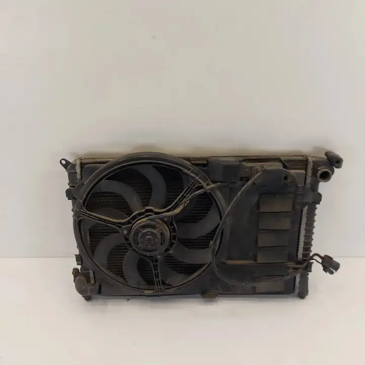 Mini One Cooper R50-53 (2000 - 2012) Радиатор охлаждающей жидкости двигателя — фото 2