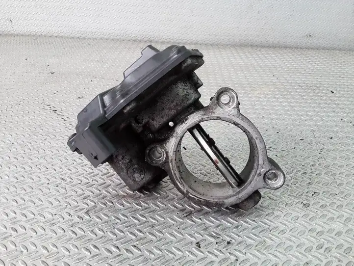 BMW 3 F30 F35 F31 (2012 - 2018) 7810752 Запорный клапан двигателя — фото 1