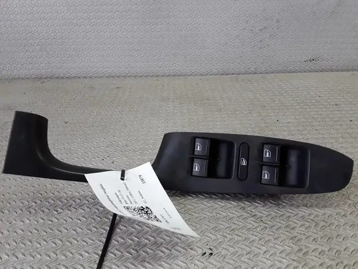 Volkswagen Jetta VI (2011 - 2018) 1K4959857B Блок кнопок стеклоподъемников — фото 1