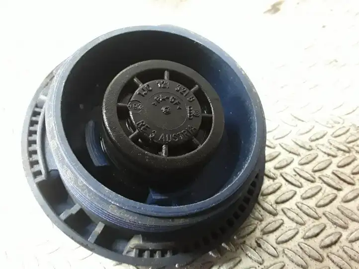 Seat Leon (1M) (1998 - 2006) 1J0121321B Крышка расширительного бачка — фото 2