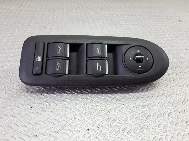 Ford C-MAX I (2007 - 2010) 8M5T14A132AC Кнопка стеклоподъемников — фото 1