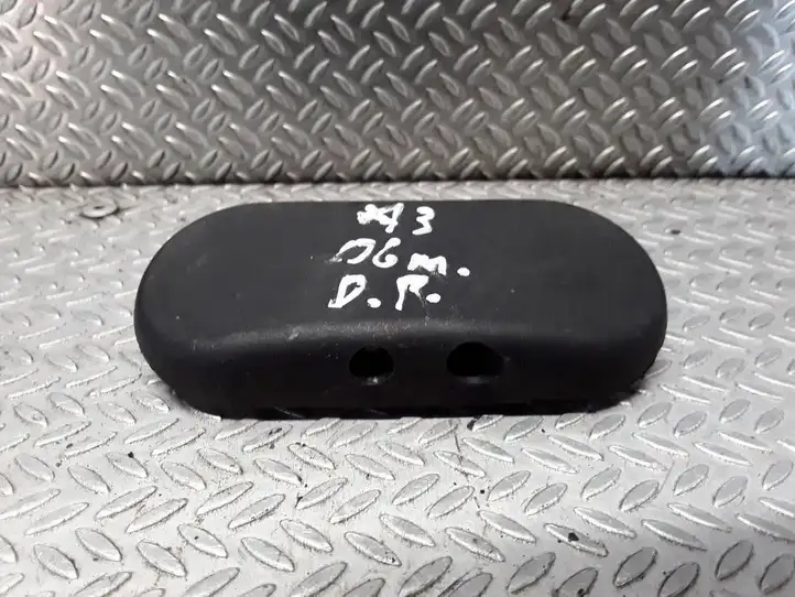Audi A3/S3 8P (2004 - 2008) 8P0955988 Форсунка омывателя лобового стекла — фото 1
