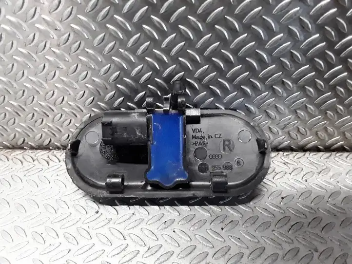 Audi A3/S3 8P (2004 - 2008) 8P0955988 Форсунка омывателя лобового стекла — фото 2