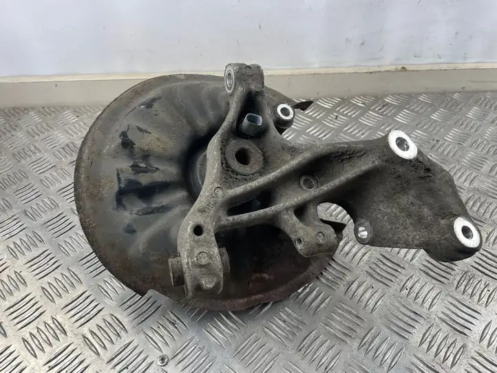 Volkswagen PASSAT B8 (2015 - )   Ступица