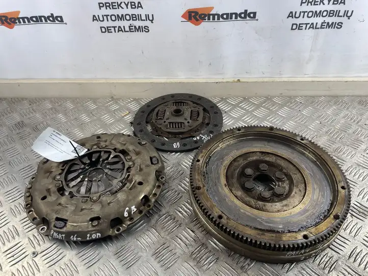 Volkswagen PASSAT B8 (2015 - )  04L105273 Комплект сцепления