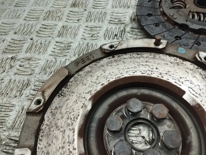 Mazda 3.    Комплект сцепления