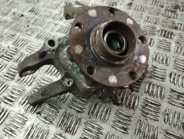 Audi A8 (2002 - 2005)   Ступица