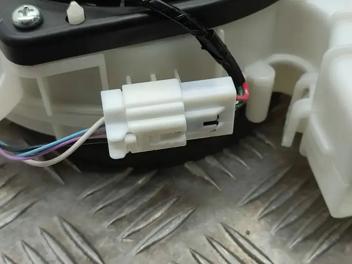 Infiniti Q50 (2013 - 2018)  4GA0A140712 Вентилятор гибридного / электрического автомобиля