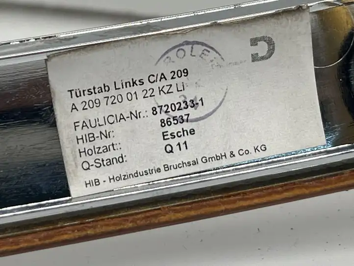 Mercedes-Benz CLK A209,C209 (2002 - 2009)  A2097200122 Отделка пепельницы