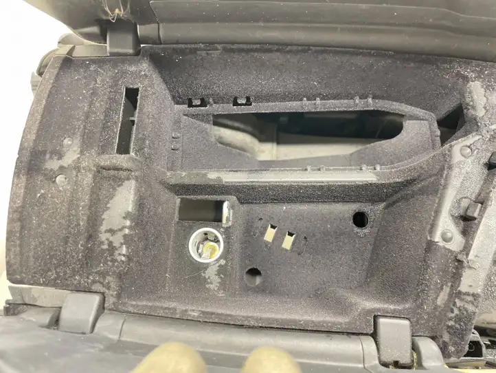 BMW 5 F10 F11 (2009 - 2016)  9216891 Рама ящика для вещей (бардачка)