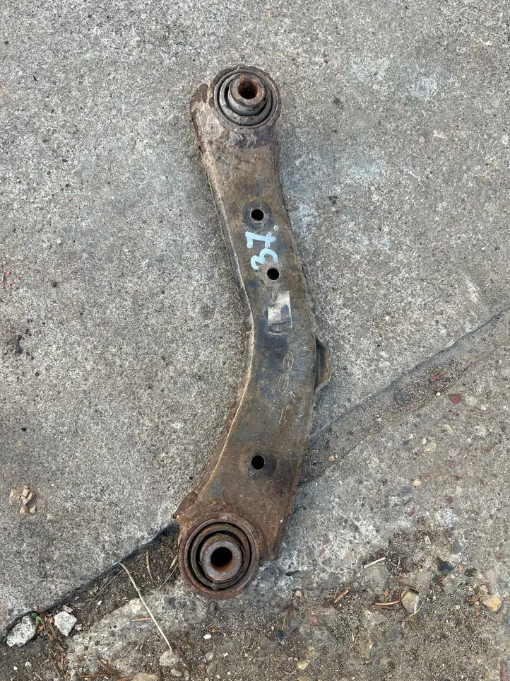 Hyundai ix35 (2009 - 2013)   Вилы