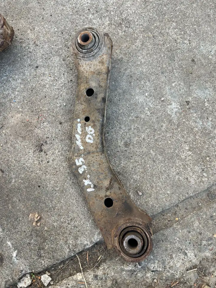 Hyundai ix35 (2009 - 2013)   Вилы