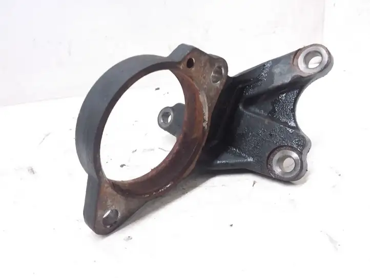 Toyota Avensis T250 (2003 - 2006) 4345705050 Кронштейн подвесного подшипника — фото 1