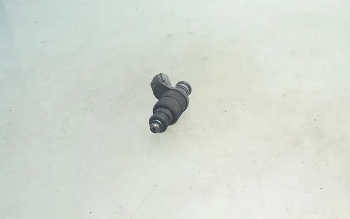 Audi A3/S3 8P (2004 - 2008)  06A906031BT Жиклер (жиклеры) (форсунка (форсунки)