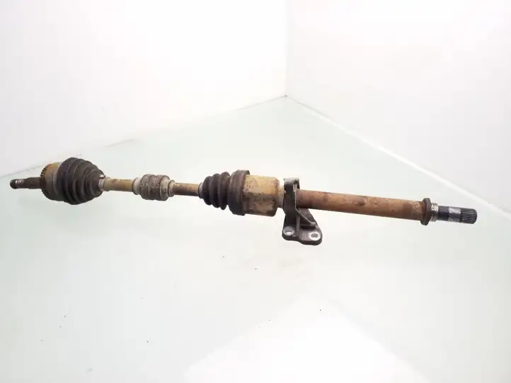 Nissan Almera N16 (2000 - 2010)   Передняя полуось