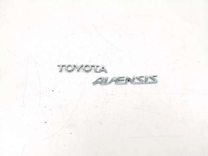 Toyota Avensis T270 Kiti ženkliukai/ užrašai