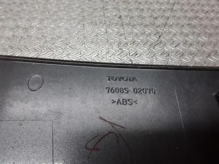 Toyota Auris 150 (2006 - 2012) 7608502070 Спойлер заднего стекла — фото 2