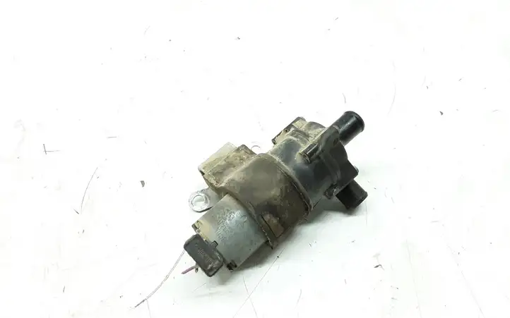 Mercedes-Benz Vaneo W414 (2001 - 2005) 0018351364 Электроциркуляционный насос — фото 2