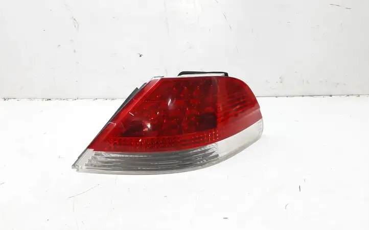 BMW 7 E65 E66 (2001 - 2008) 6014286 Задний фонарь в кузове — фото 1
