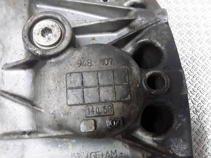 Porsche Cayenne (9PA) (2002 - 2010) 9481071406R Картер двигателя — фото 2