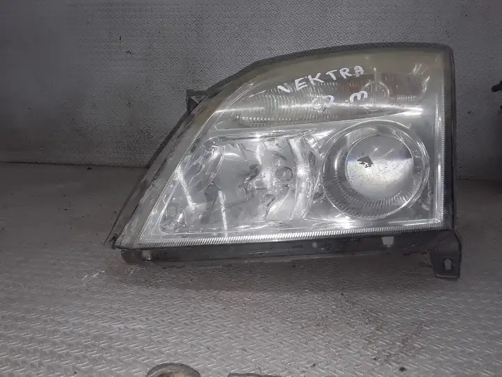 Opel Vectra C (2002 - 2005) 15588700 Передняя фара — фото 1