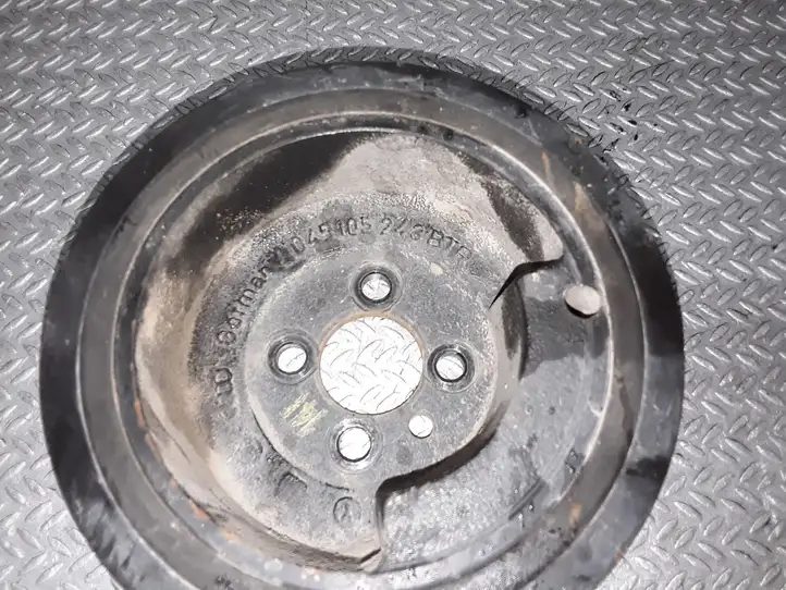 Volkswagen Polo III 6N 6N2 6NF (1994 - 2001) 045105243 Шкив коленчатого вала — фото 1