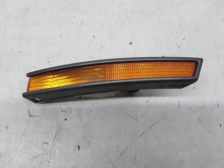 Volkswagen PASSAT B6 (2005 - 2010) 3C0953041D Указатель поворота передний — фото 1